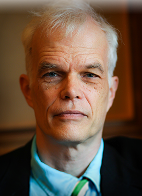 Headshot of Richard Brookhiser.